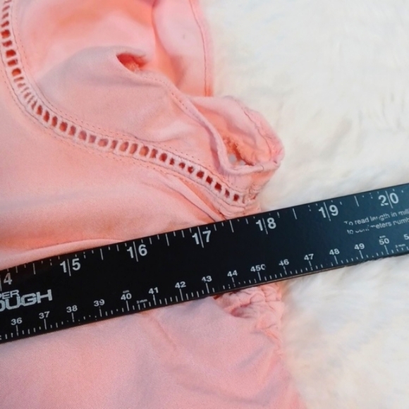 Fourteen Place Womans Pink Embroidery Sleeveless Blouse sz M - Picture 6 of 8